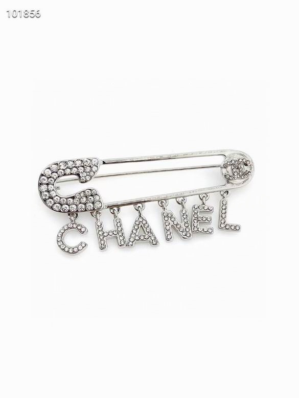 Chanel Brooch 338